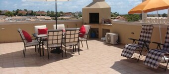 VILLA SUNRISE Family Friendly Villa avec piscine privée et une connexion Wi-Fi