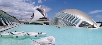 Bel appartement. entièrement rénové. A. C. Wifi gratuit Télévision Tout équipé