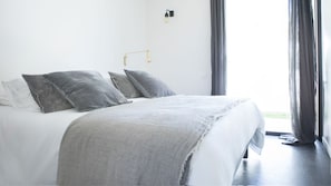 5 chambres, coffres-forts dans les chambres, chambres insonorisées