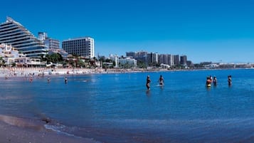 Nära stranden och strandhanddukar