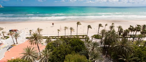 Strand | Vlak bij het strand