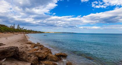 Villa With Pool Near The Sea.Syracuse, Plemmirio, Arenella,Fontane Bianche