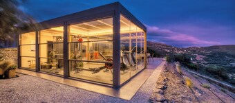 Luxueuse villa des Cyclades avec piscine privée et vue sur le golfe