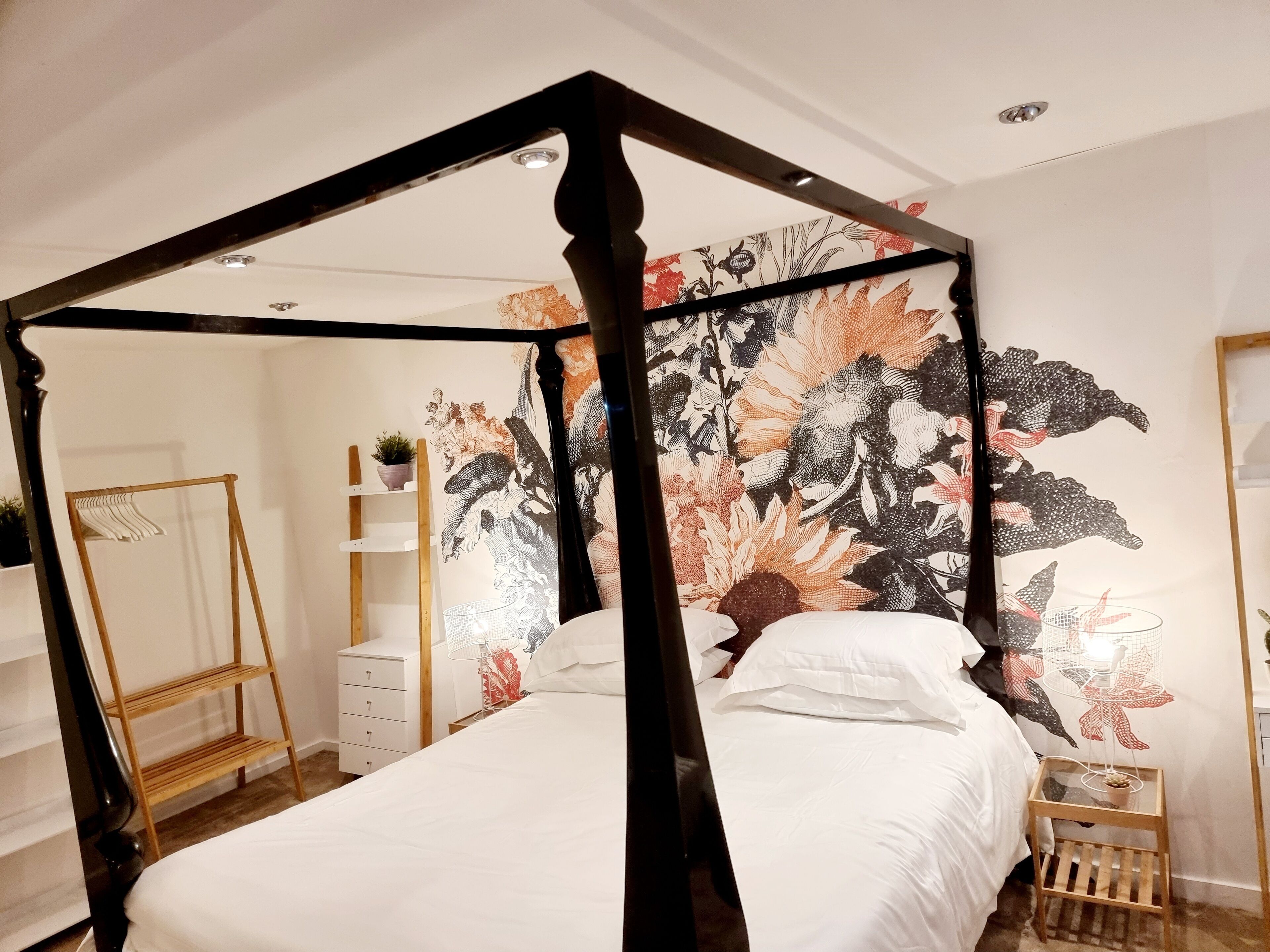 3 habitaciones, tabla de planchar con plancha y wifi gratis 