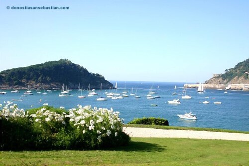 OFFER!:Jul-Aug2026!City Center.Renewed. Terrace.Parking.New elevator & entrance