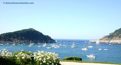 OFFER!:Jul-Aug2026!City Center.Renewed. Terrace.Parking.New elevator & entrance