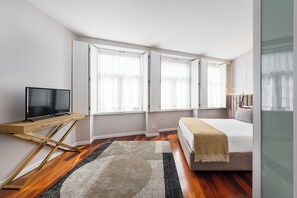 2 chambres, fer et planche à repasser, lit de bébé portatif, Wi-Fi