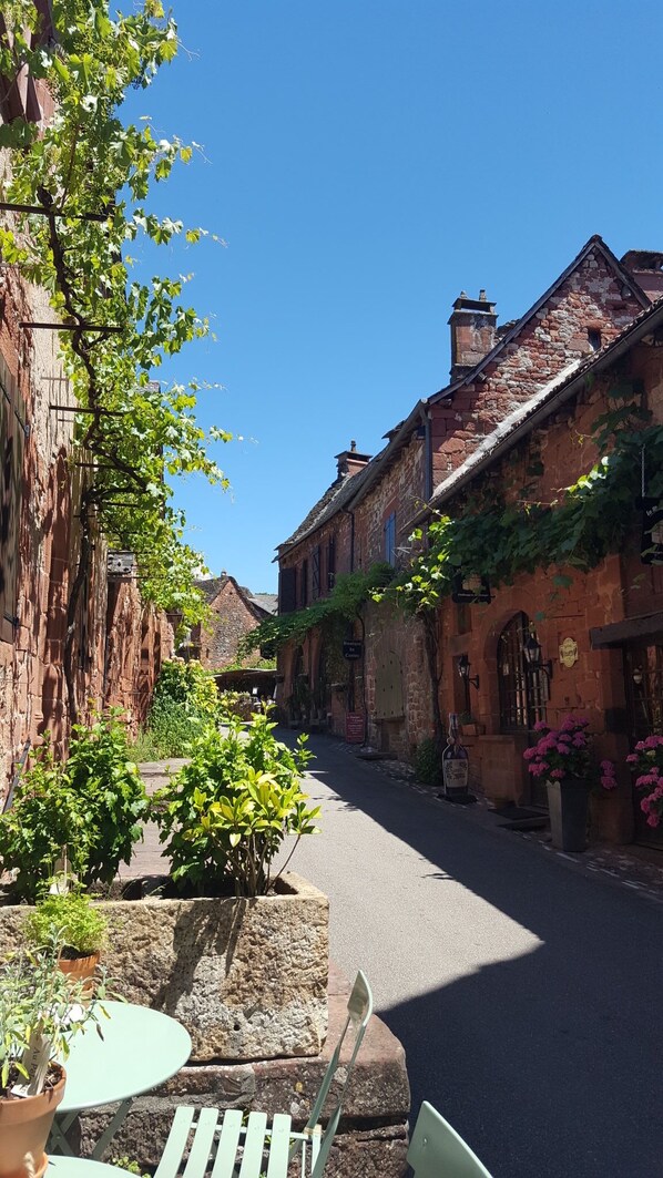 Outdoor dining - CHARMING LITTLE HOUSE IN LOT IN STONE AND STUD (Gramat)