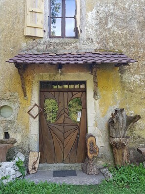 Exterior detail - CHARMING LITTLE HOUSE IN LOT IN STONE AND STUD (Gramat)