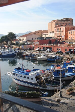 Marina