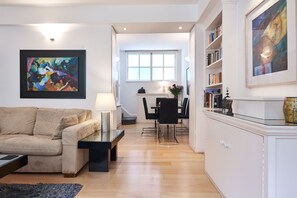 TV, books