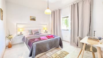 3 Schlafzimmer, Schreibtisch, Bügeleisen/Bügelbrett, kostenloses WLAN