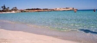 Comfortable Apartment In Well Maintained 5*  Complex