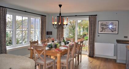 Fabulous House in hervorragender Lage in NTS Conservation Area, atemberaubende Meerblick