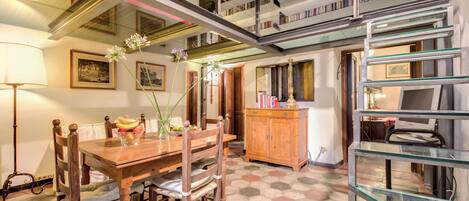 تناول الطعام