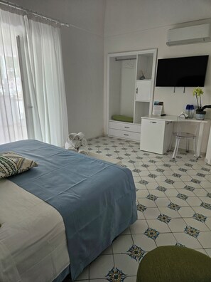 1 bedroom, free WiFi, bed sheets - Beautiful Holiday house in Positano (positano)
