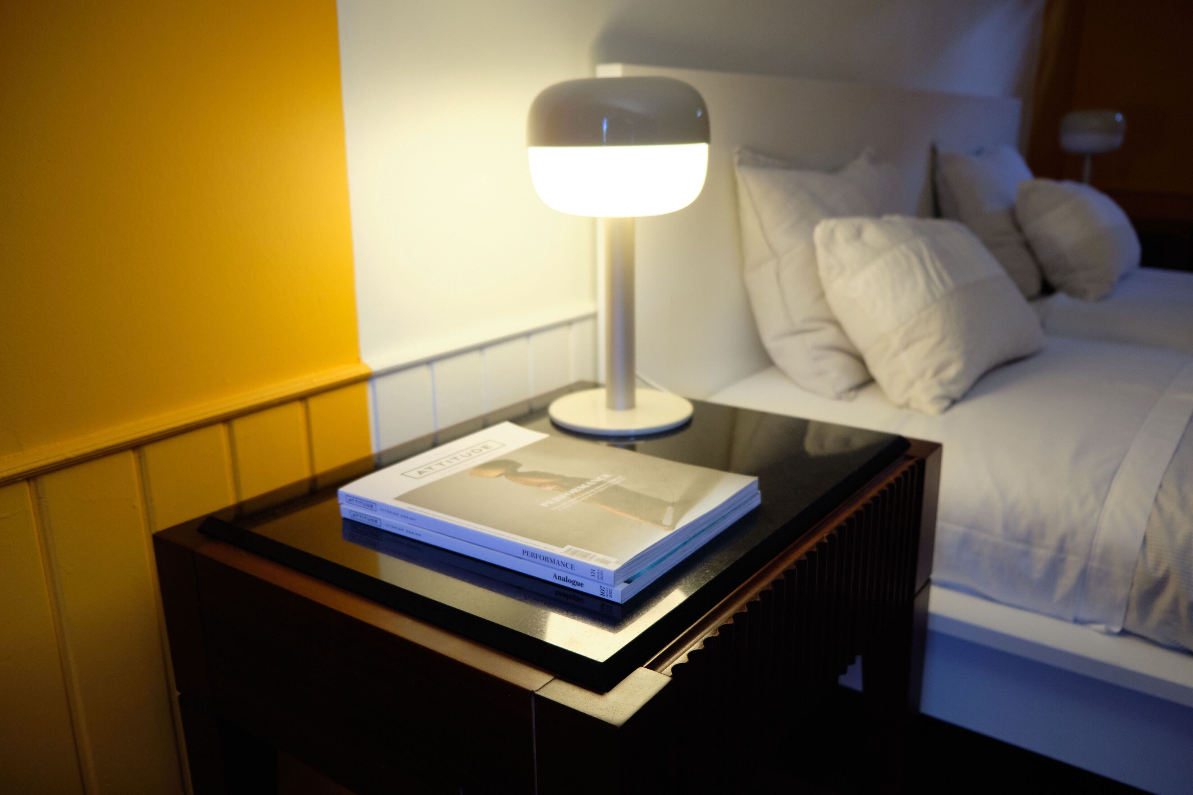 2 dormitorios, cuna de viaje, ropa de cama