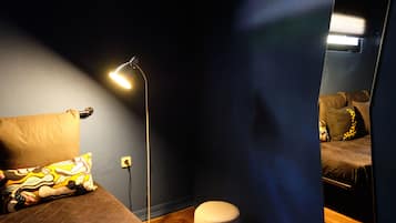 2 camere, culla da viaggio, lenzuola