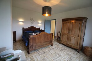 3 chambres, fer et planche Ă repasser, lit parapluie, Wi-Fi gratuit