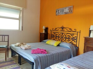 1 camera, ferro/asse da stiro, Wi-Fi gratuito, lenzuola