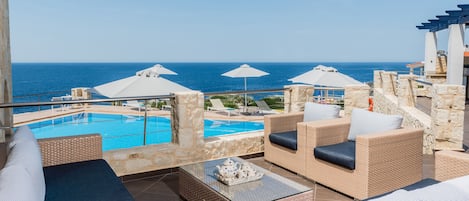 Piscine extérieure, piscine chauffée