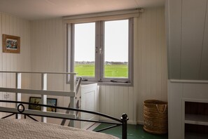 2 makuuhuonetta, ilmainen Wi-Fi, vuodevaatteet