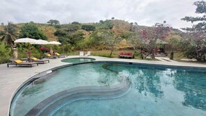 Alberca al aire libre 