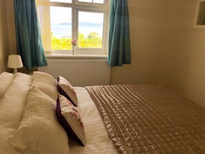 3 bedrooms, iron/ironing board, travel cot, WiFi