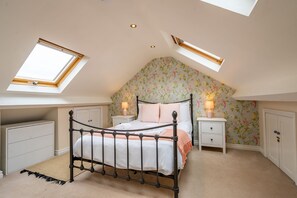 3 soverom, strykejern/-brett og internettilgang