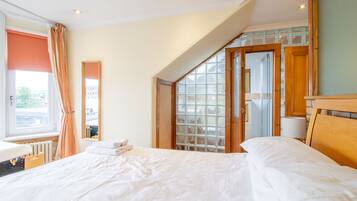 2 間睡房、書桌、熨斗/熨衫板、免費 Wi-Fi