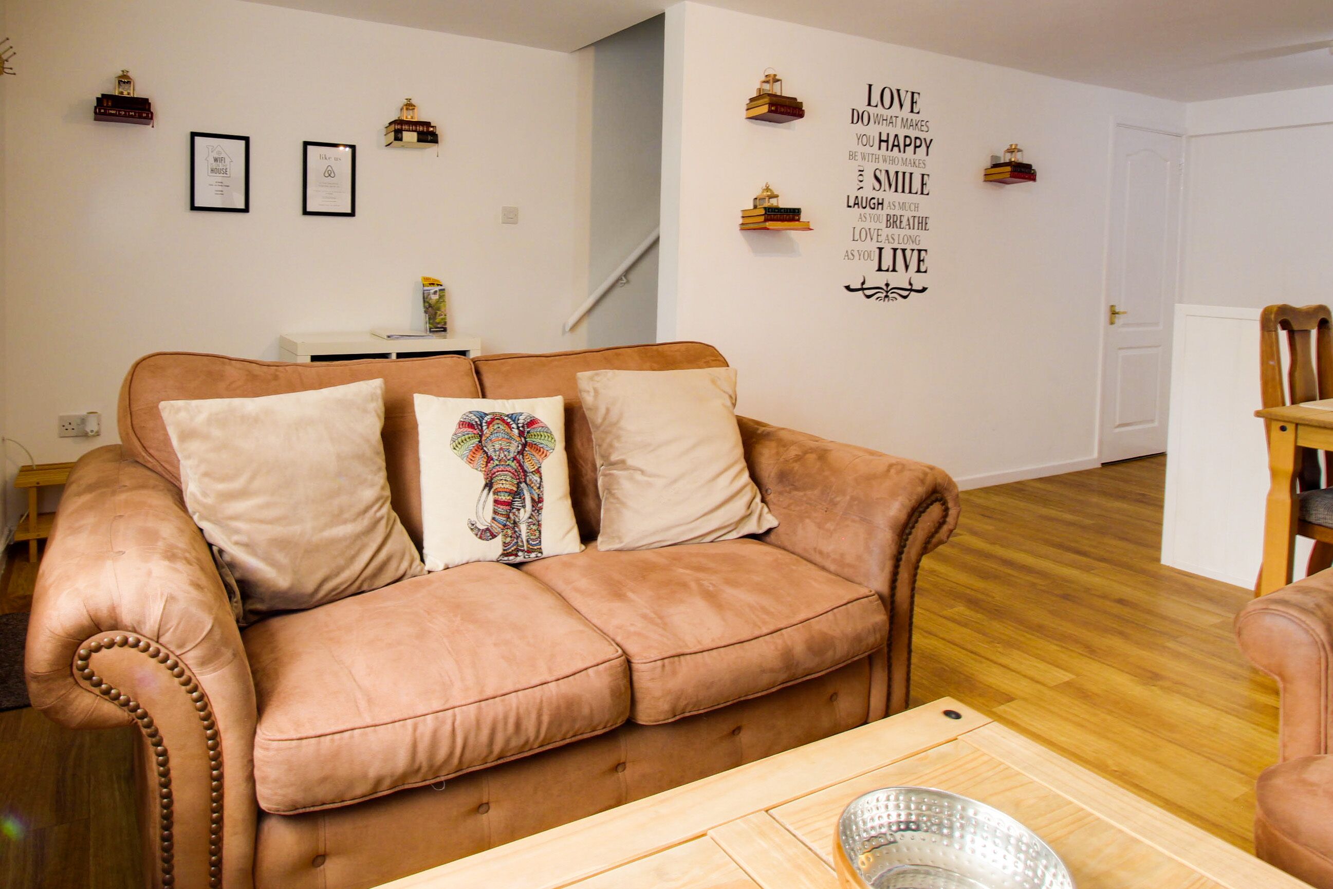 Télévision à écran plat