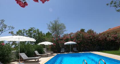 Einzigartiges türkisches Landhaus in wunderschöner und unberührter Lage.