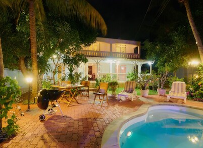 West Coast - Large Villa with Private Pool and Garden not far from the pla