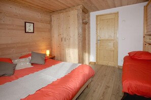 2 Schlafzimmer, Bügeleisen/Bügelbrett, Reisekinderbett, kostenloses WLAN