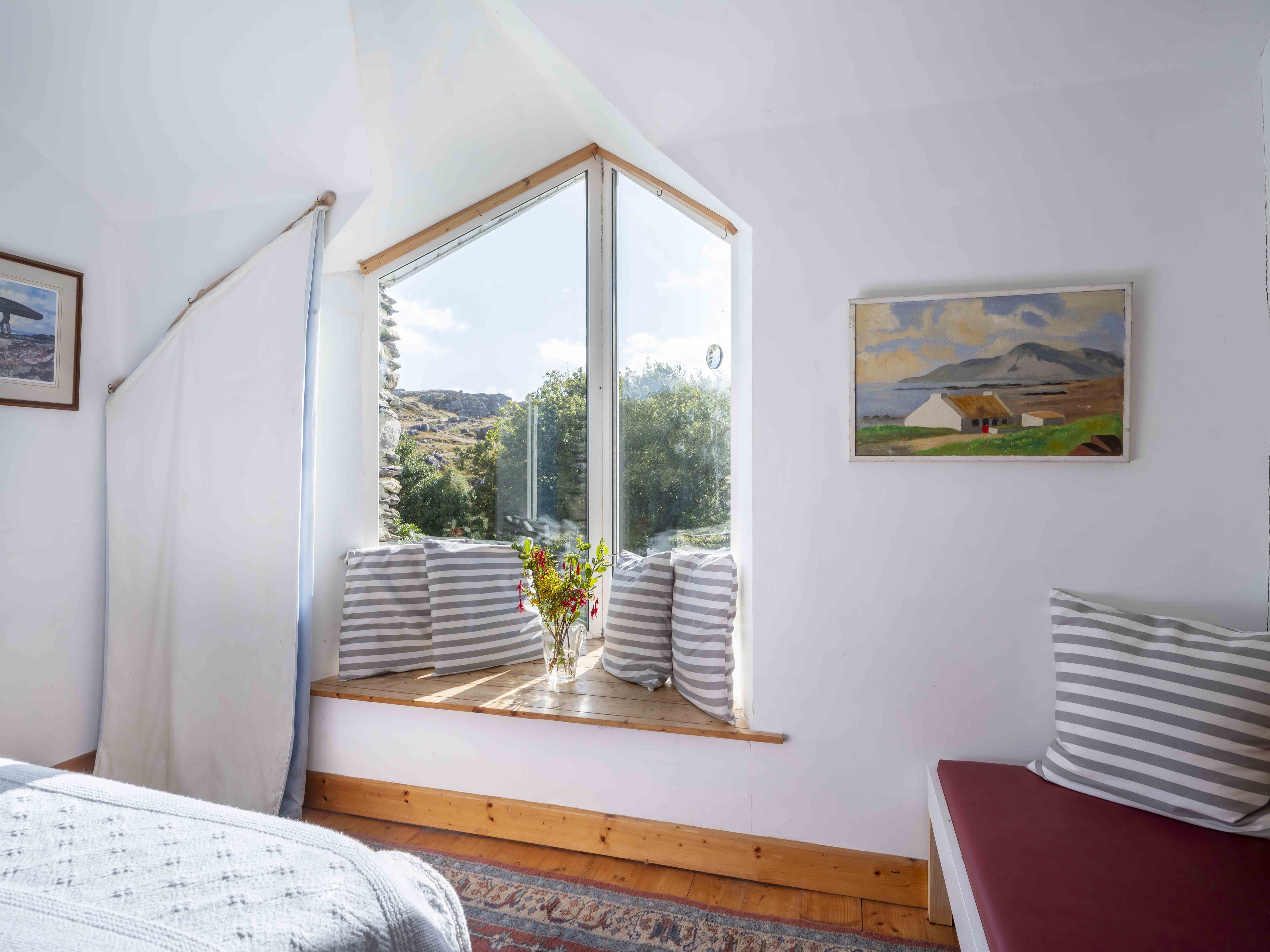 4 habitaciones, tabla de planchar con plancha y wifi gratis 