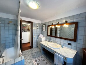 Hair dryer, towels