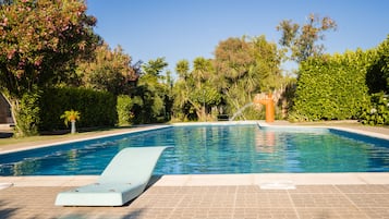 Udendørs pool