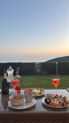 Shabby Chic House in Montebello panoramic sea view of Forte dei Marmi