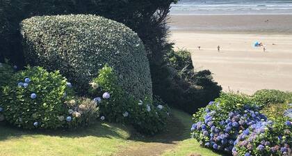 Exceptionnel! Appartement vue imprenable sur la baie, accĂšs proche de la plage