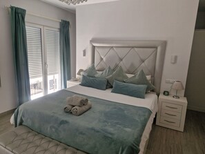 3 habitaciones y caja de seguridad en la habitación 