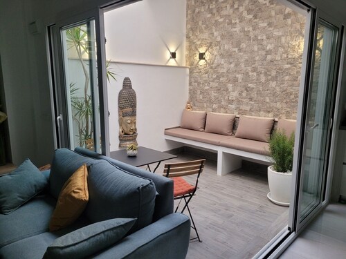   Luxurious 3/4 bedroom roof terrace house with Jacuzzi  in Centre of Nerja