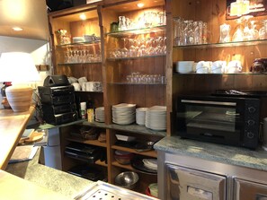 Fridge, microwave, oven, stovetop - Cottage at the foot of the Castles (Windstein)