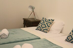 4 bedrooms, iron/ironing board, WiFi, bed sheets - APARTMENT SANTA LUZIA (Bragança)