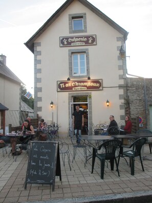 Restauration extérieure