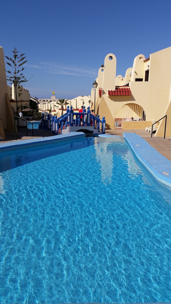 A heated pool - Very nice apartment in Costa Adeje, great pools and only 6 minutes to beach (Las Américas)
