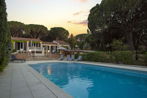 Stunning property in the heart of Provence. Big pool area.. Fully ventilated