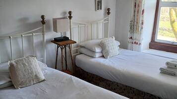 2 slaapkamers, een strijkplank/strijkijzer, gratis wifi