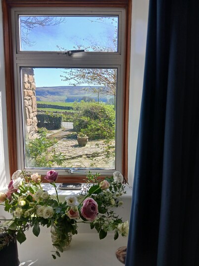 Traditional Dales Cottage With Stunning Views