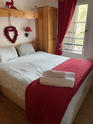 2 Schlafzimmer, Bügeleisen/Bügelbrett, kostenloses WLAN, Bettwäsche