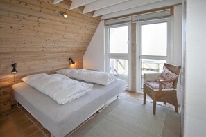 3 bedrooms, WiFi - Nice house with fantastic sea views (Pandrup)